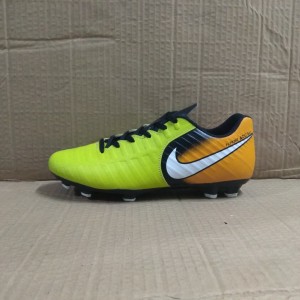 Sepatu Bola Nike Adidas Mizuno Specs Puma Tokopedia