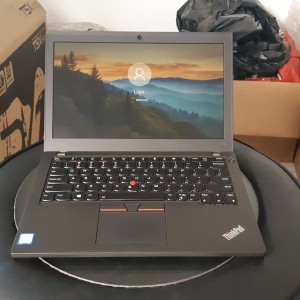 Lenovo Thinkpad X270 Intel Core I7 Kabylake Ssd 256gb Ram 8gb Like New Tokopedia