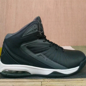 Sepatu Basket Merk Desle Tokopedia