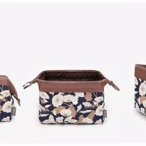 Tas Kosmetik Weekeight Charming Water Resistan Pouch Tokopedia