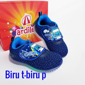 Sepatu Anak Laki Laki Spiderman Webheads Hitam Merah Tokopedia