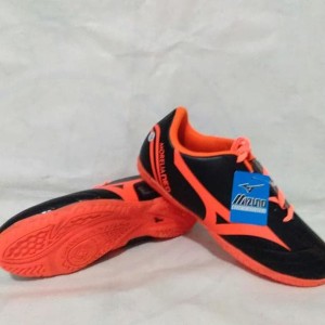 Sepatu Futsal Nike Adidas Puma Mizuno Specs 2 Tokopedia