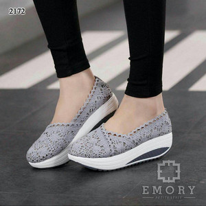 Sepatu Wanita Slip On Blaster Tokopedia