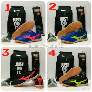 Paket Komplit Sepatu Futsal Mizuno Komponen Ori Tokopedia