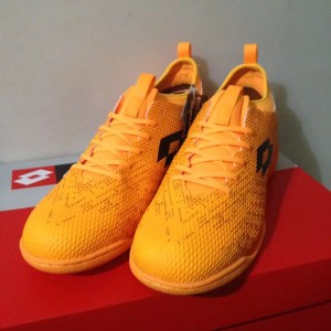 Sepatu Futsal Lotto Spark In Original Tokopedia