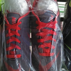 Sepatu Futsal Merah Tokopedia