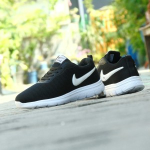 Sepatu Nike Running Hitam Putih Termurah Tokopedia