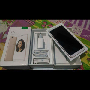 Oppo F5 Ram 4gb Rom 32gb Tokopedia