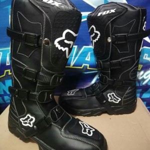 Sepatu Trail Cros Hitam Tokopedia
