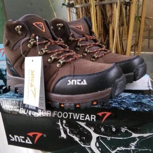 Sepatu Gunung Snta Type Terbaru 479 Brown Orange Sepatu Outdoor Sepatu Gunung Pria Tokopedia