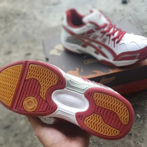 Sepatu Badminton Sepatu Bulutangkis Eagle Duramax Original Size 37 44 Sepatu Olahraga Tokopedia