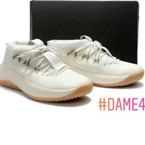 Sepatu Olahraga Pria 4 Tokopedia