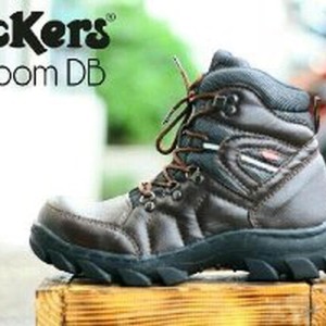 Sepatu Kickers Byson Safety Shoes Kulit Asli Ujung Besi Tokopedia