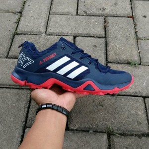 Sepatu Adidas Gunung Tracking Adventure Tokopedia
