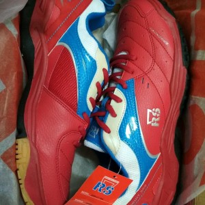 Obral Sepatu Badminton Rs Original Tokopedia