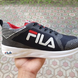 Sepatu Fila Sneakers Pria Tokopedia