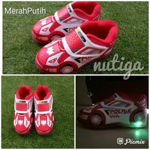 Sepatu Anak Laki Laki Led Trekkers Racing Cars Tokopedia