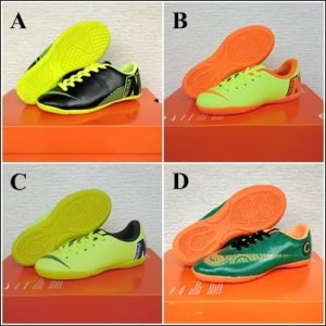 Sepatu Futsal Anak Adidas Size 28 32 Tokopedia