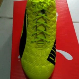 Sepatu Bola Puma Evosepeed Stabilo Tokopedia