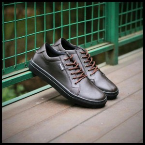 Sepatu Sneakers Pria Adidas Walker Tokopedia