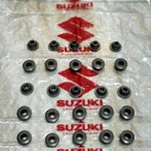Retainer Klep Suzuki Satria Fu 150 Original Suzuki Genuine Part Harga Satuan Tokopedia