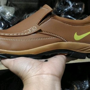 Sepatu Pria Casual Aniversary Sepatu Casual Pria Tokopedia