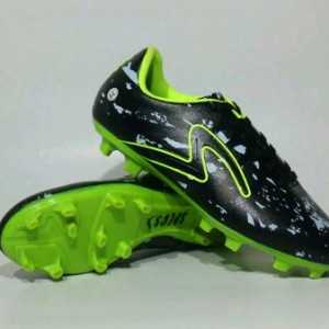 Sepatu Bola Specs Spech Pria Tokopedia