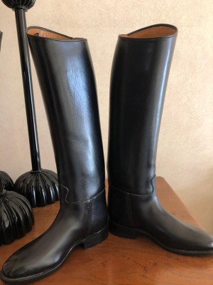 serra riding boots