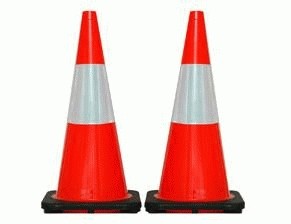 Jual Traffic Cone / Kerucut Jalan / Segitiga Jalan