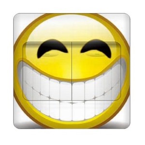 Gambar Serangan Virus Chat Facebook Mending Emoticonnya ...