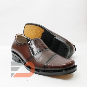 Sepatu pantofel pria bahan kulit sapi asli B10 mh