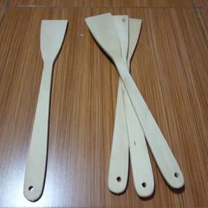 Sodet Spatula Sutil Pengaduk Kayu .