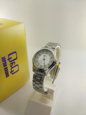 jual q q qq analog jam tangan wanita silver rantai jual q q qq analog jam tangan wanita silver rantai
