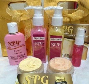 CREAM SPG STRONG GLOWING INSTANT ( CREAM DAY PADAT )