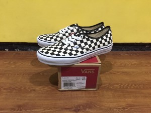 vans authentic checkerboard original vans authentic checkerboard original