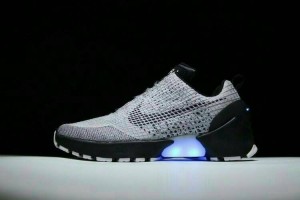 nike hyperadapt 1.0 metallic silver