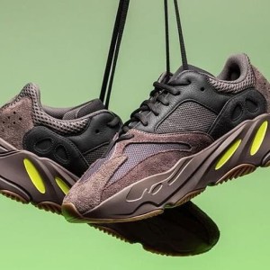 yeezy boost 700 mauve for sale