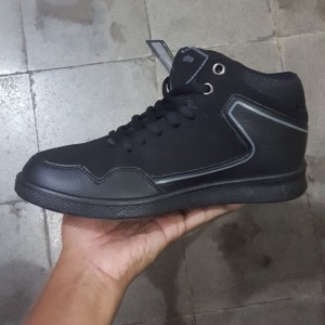 76+ Gambar Sepatu Ardiles Hitam Polos Paling Keren 76+ Gambar Sepatu Ardiles Hitam Polos Paling Keren