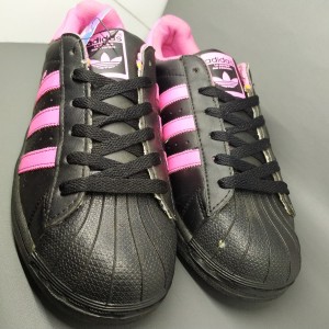 adidas superstar black pink