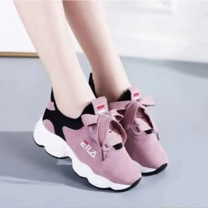 Sepatu Sneakers Wanita Vivia SDS326