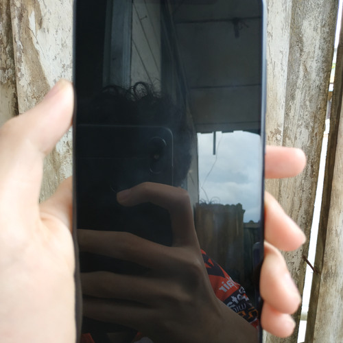 Foto Produk Xiaomi mi 8 6/64 black fullset bukan redmi 9 note 9 - Hitam dari IM DOIM