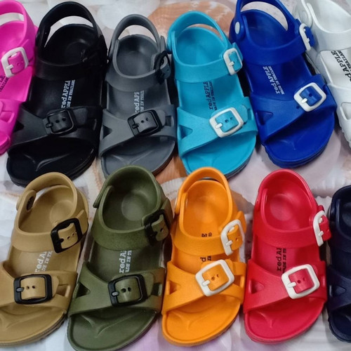 Foto Produk PROMO SANDAL SEPATU ANAK ORIRED APPLE IMPORT THAILAND - 34/35(pilih), Blue Navy dari Kuzuka