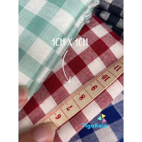Foto Produk 0.5 Meter Kain Katun Kotak Sedang/ Motive Kotak Catur/Kotak Chambrey dari Nacy Tex