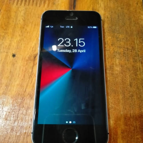 Foto Produk Iphone SE 16 GB Kodisi bagus Fullset dari Aisha cel