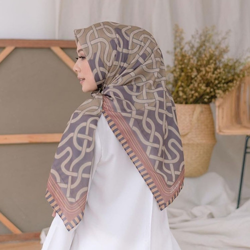 Foto Produk Hijab Segi Empat Deenay Kw Motif My Lady Terbaru Jalit dari aokyhijab