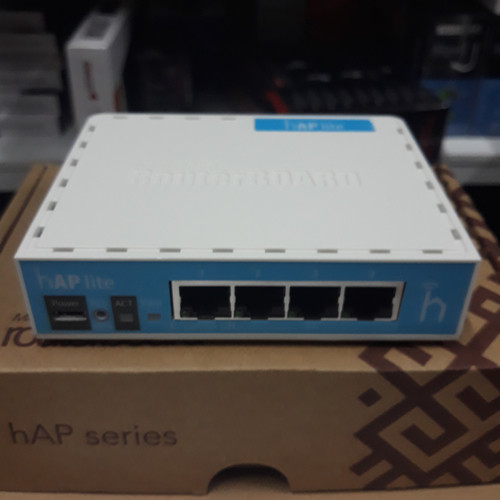 Foto Produk Routerboard Mikrotik RB941-2nd - HAP Lite dari Javindo Computer