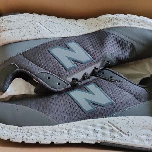 new balance size 9.5