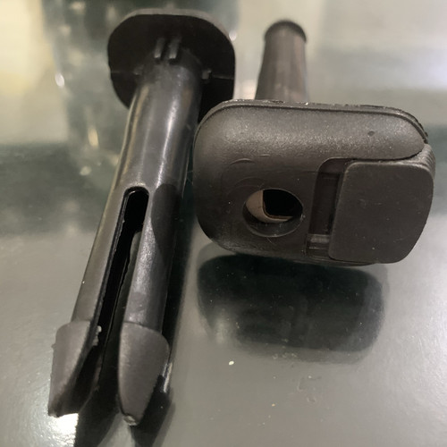Foto Produk Stopper Headrest mobil dari Toko 99 jogja