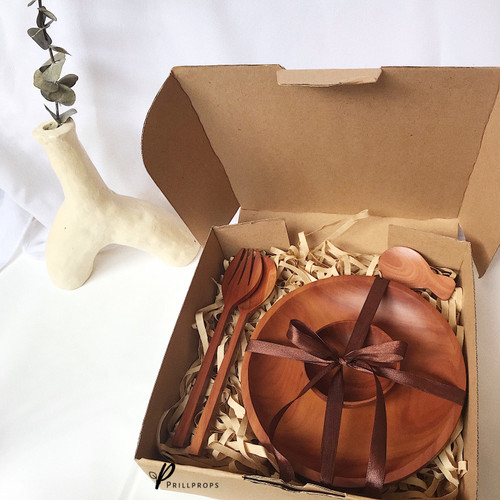 Foto Produk DECHA - Hampers Piring Kayu dari Prillprops