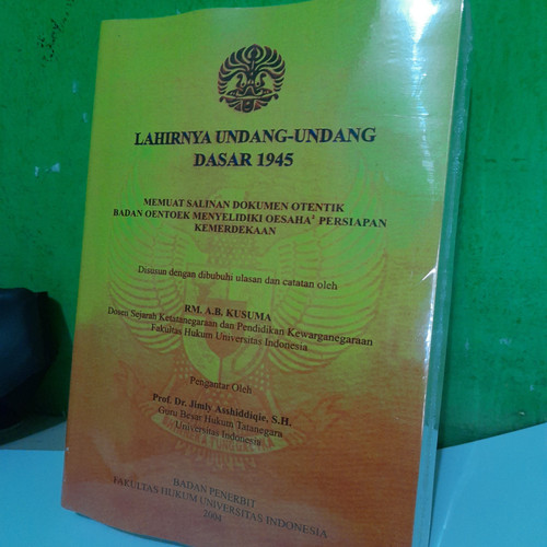 Foto Produk LAHIRNYA UNDANG UNDANG DASAR 1945 dari GBJ Wonsa